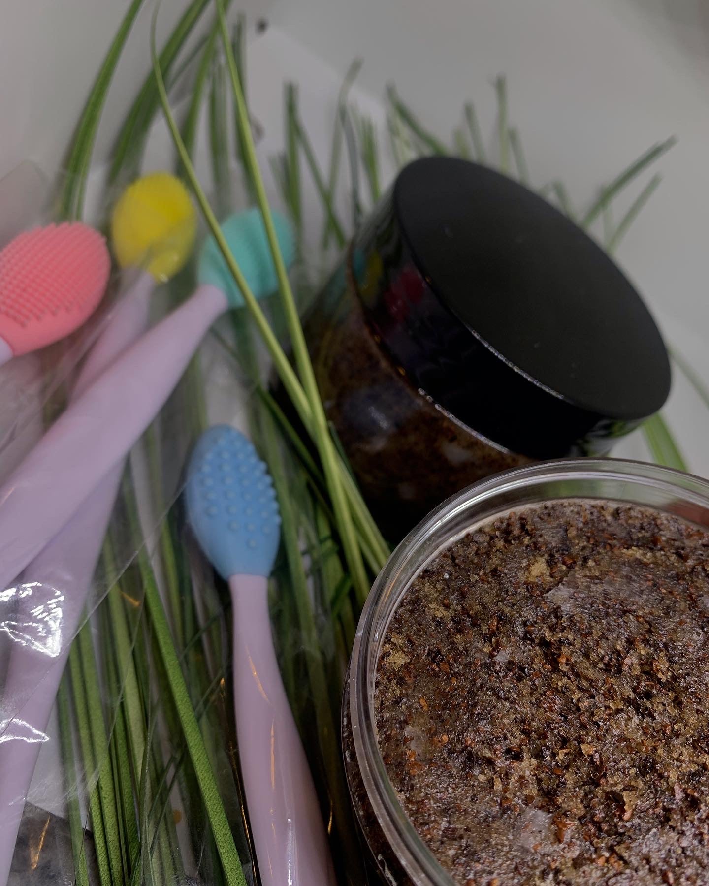 Silicone Exfoliating Lip Brush